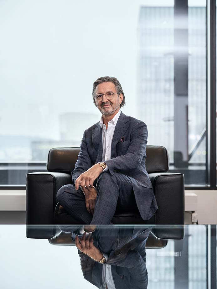 008 Nicolas Bruni Commercial Steiner Invest Portraits 2